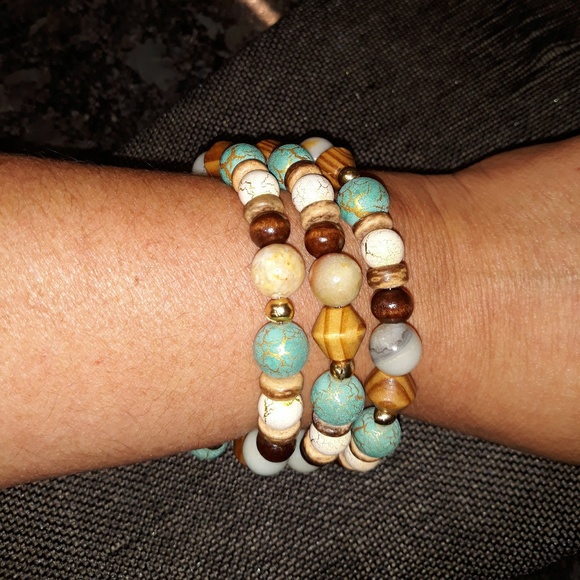 Aqua Earth Bracelet - Picture 2 of 3